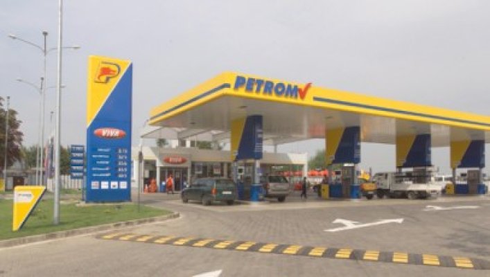 Petrom a scumpit benzina şi motorina